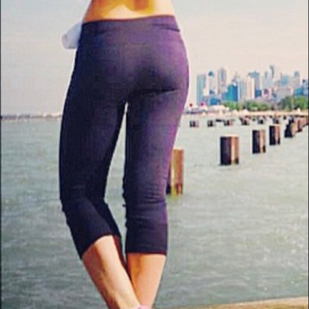 Lululemon high-rise yoga pants tights leggings 25”